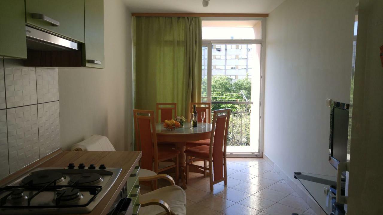 Two Bedroom Apartment Near Beach And Center سبليت المظهر الخارجي الصورة